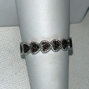 NWOT Genuine Red Diamond Hearts Sterling Silver Eternity Band Casual Bohemian
